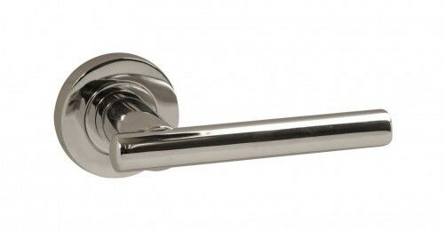 6611 - Pair Of Laurel Lever On Rose Polished Chrome Sprung Internal Door Handle